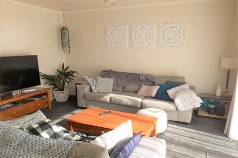 Photo of property in 34 Meynell Court, Glen Eden, Auckland, 0602