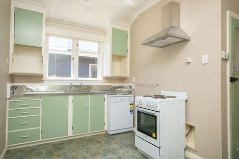 Photo of property in 5 Swinburn Street, Dannevirke, 4930