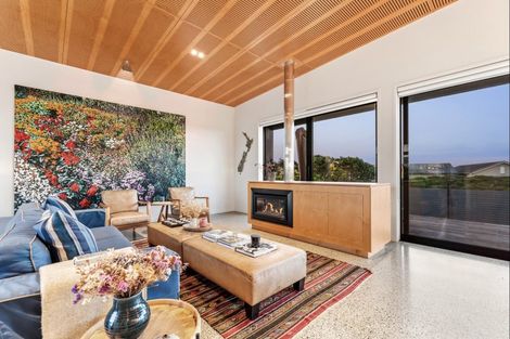 Photo of property in 33 Kokopu Street, Omaha, 0986