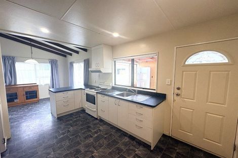 Photo of property in 40 Folkestone Drive, Flaxmere, Hastings, 4120