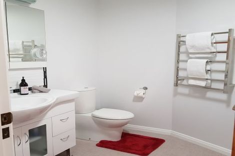 Photo of property in 17 Clinton Street, Fitzroy, New Plymouth, 4312