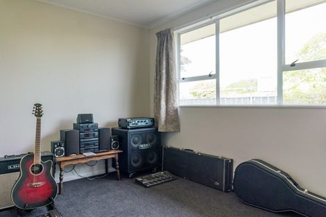 Photo of property in 31 Marine Parade South, Foxton Beach, Foxton, 4815