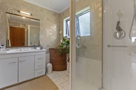 Photo of property in 1 Cannon Street, Westown, New Plymouth, 4310