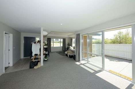 Photo of property in 23 Rossall Crescent, Rolleston, 7615