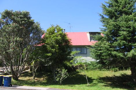 Photo of property in 14 Abbeygate Street, Birkdale, Auckland, 0626