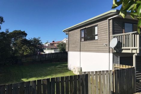 Photo of property in 1/130 Colwill Road, Massey, Auckland, 0614
