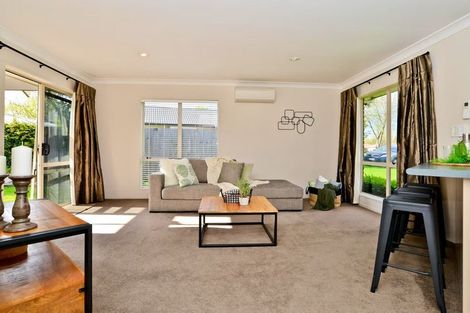 Photo of property in 18 Halcione Close, Flagstaff, Hamilton, 3210