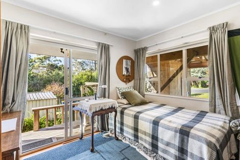 Photo of property in 1/28 Cresta Avenue, Beach Haven, Auckland, 0626