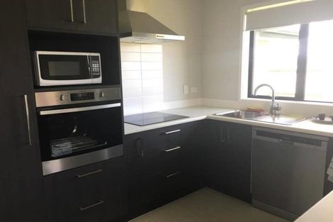 Photo of property in 18 Oolong Court, Huntington, Hamilton, 3210