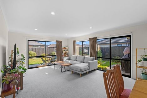 Photo of property in 6 Charlbury Drive, Rolleston, 7615
