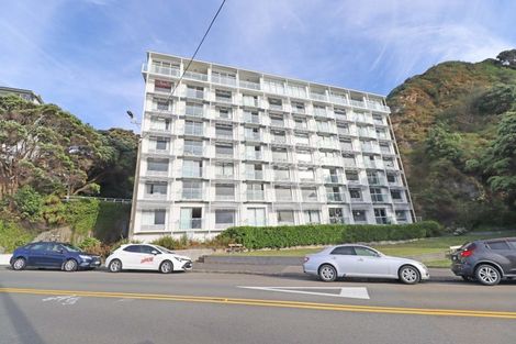 Photo of property in The Capital, 10/370 Oriental Parade, Oriental Bay, Wellington, 6011