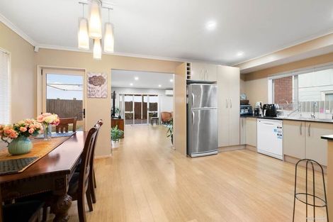 Photo of property in 47 Garelja Road, Henderson, Auckland, 0612