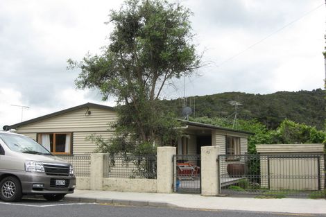 Photo of property in 52 Waiwera Road, Waiwera, Orewa, 0994