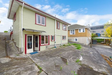 Photo of property in 1/10 White Swan Road, Mount Roskill, Auckland, 1041