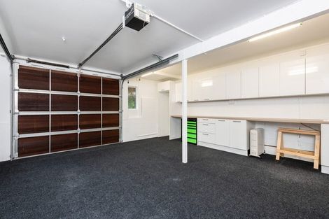 Photo of property in 29 Cliff Road, Torbay, Auckland, 0630