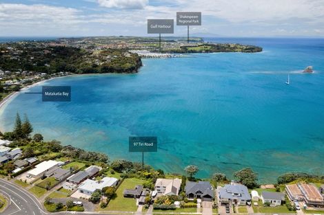 Photo of property in 97 Tiri Road, Tindalls Beach, Whangaparaoa, 0930