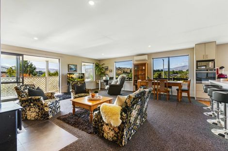 Photo of property in 21 Frye Crescent, Albert Town, Wanaka, 9305