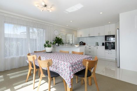 Photo of property in 10 Harkin Close, Bethlehem, Tauranga, 3110