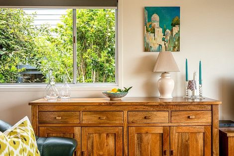 Photo of property in 19 Tetley Road, Surfdale, Waiheke Island, 1081