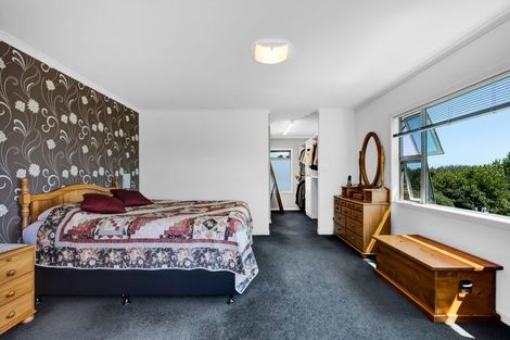 Photo of property in 563 Mangorei Road, Mangorei, New Plymouth, 4371