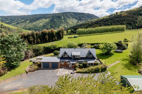 Photo of property in 292 Waipori Falls Road, Berwick, Outram, 9073