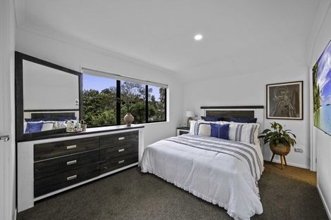 Photo of property in 15 Zefiro Drive, Massey, Auckland, 0614