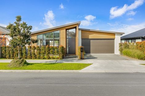 Photo of property in 74 Vinistra Road, Huapai, Kumeu, 0810