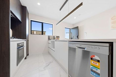 Photo of property in 22b Poruru Close, Papakura, 2110