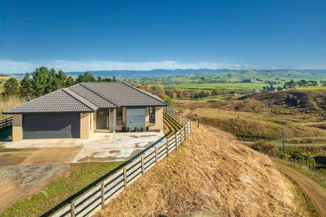 Photo of property in 74 Mangatarata Road, Waipukurau, 4285