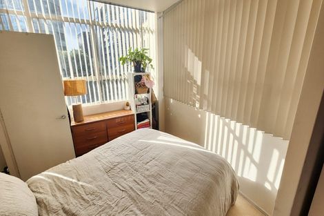 Photo of property in Hume House, 2/152 The Terrace, Wellington Central, Wellington, 6011