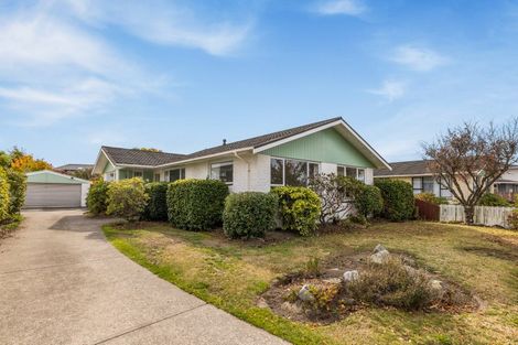 Photo of property in 8 Glenavon Place, Ilam, Christchurch, 8041