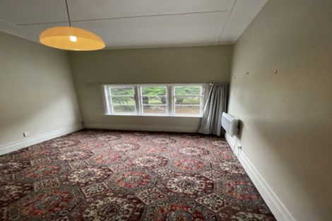 Photo of property in 90 Russell Terrace, Berhampore, Wellington, 6023