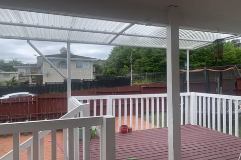 Photo of property in 2/1 Pimento Place, New Lynn, Auckland, 0600