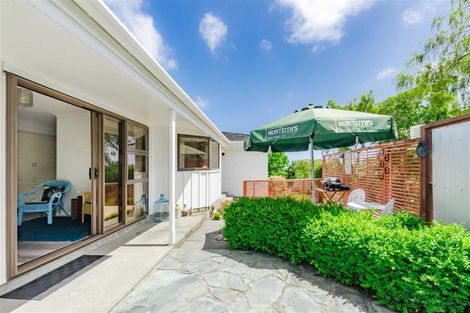 Photo of property in 57 Winara Avenue, Waikanae, 5036