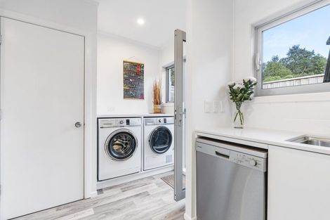 Photo of property in 48a Pitcairn Street, Oakura, 4314