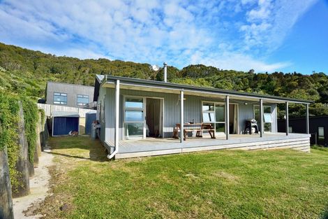 Photo of property in 9 Seaview Drive, Mahia, Nuhaka, 4198
