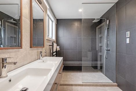 Photo of property in 25a Glandovey Road, Fendalton, Christchurch, 8052