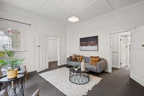 Photo of property in 155 Victoria Road, Saint Clair, Dunedin, 9012