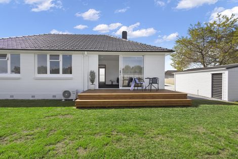 Photo of property in 16 Kowhai Street, Tuakau, 2121