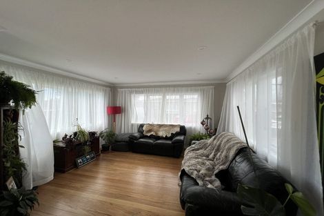 Photo of property in 28 Lemon Street, Otaki, 5512