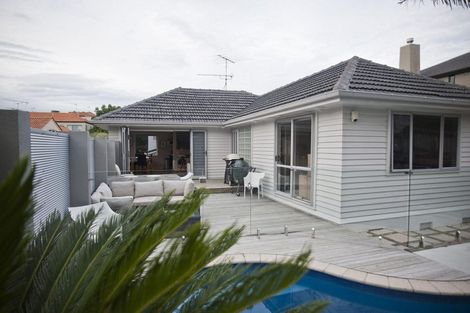 Photo of property in 84a Vale Road, Saint Heliers, Auckland, 1071