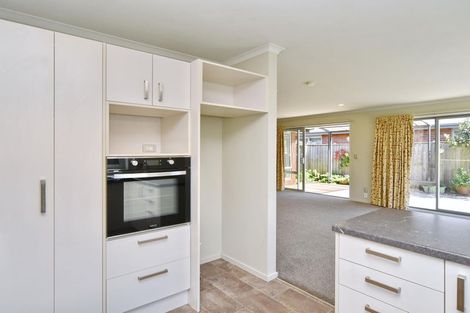 Photo of property in 33 Cognac Drive, Yaldhurst, Christchurch, 8042