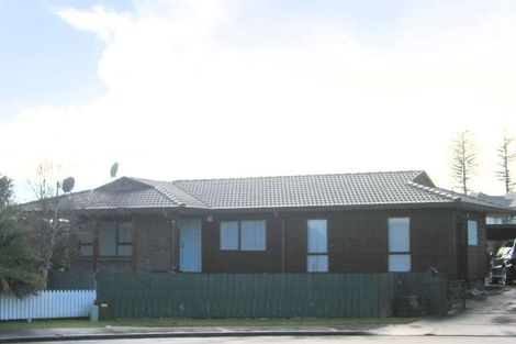 Photo of property in 30 Kenwick Place, Burswood, Auckland, 2013