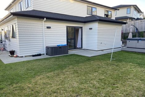 Photo of property in 29 Tawa Place, Orewa, 0931