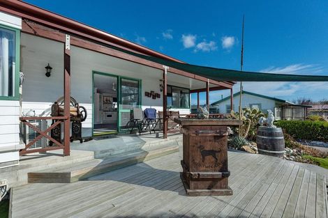 Photo of property in 6 Geisha Road, Waikuku, Rangiora, 7473
