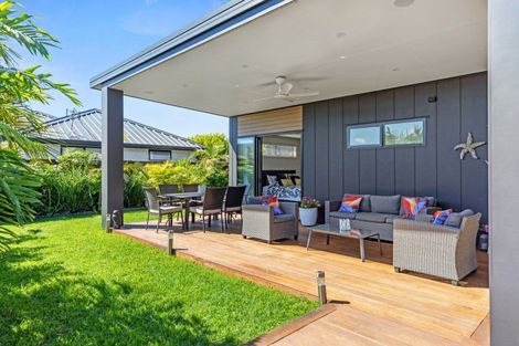 Photo of property in 99 The Boulevard, Papamoa Beach, Papamoa, 3118