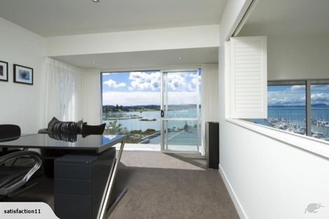 Photo of property in 15 Courtneys, West Harbour, Auckland, 0618