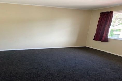 Photo of property in 12 Ruahine Street, Paraparaumu, 5032