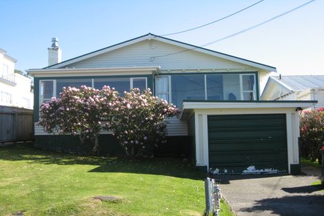 Photo of property in 108 Messines Road, Karori, Wellington, 6012