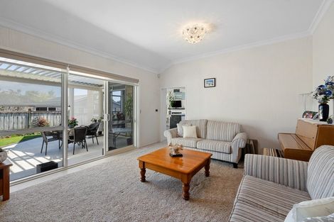 Photo of property in 11 Wesley Avenue, Frankleigh Park, New Plymouth, 4310
